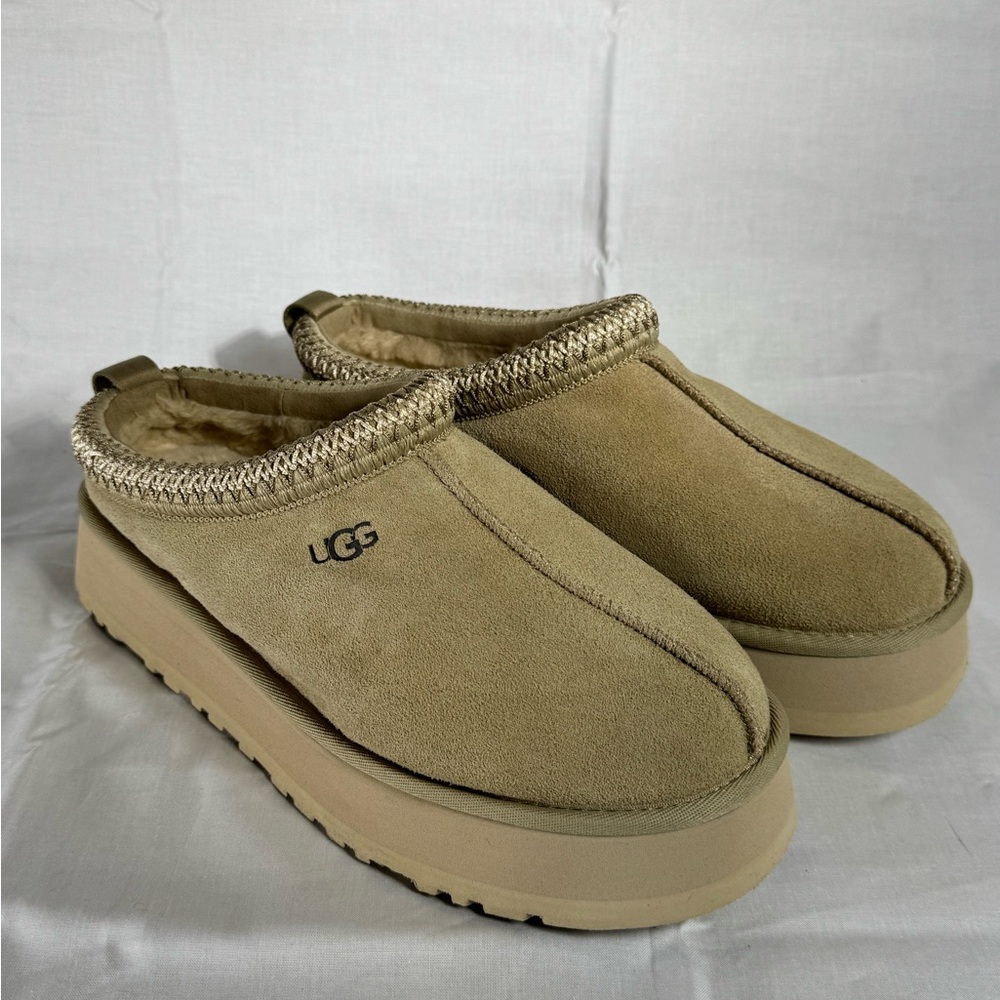 UGG - Tazz Women’s 10